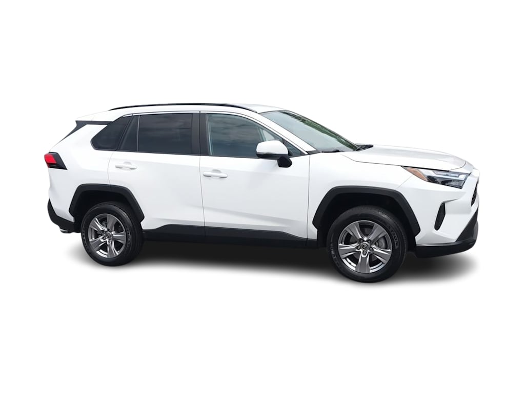Thumbnail: 2022 Toyota RAV4 - 14