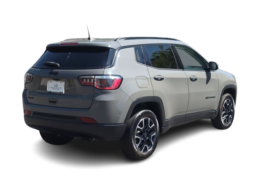Thumbnail: 2019 Jeep Compass - 18