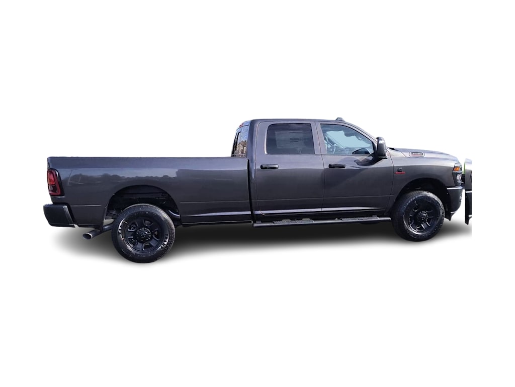 2025 RAM 3500 Tradesman 18