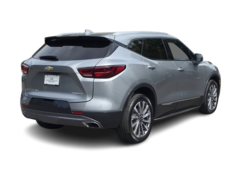 Thumbnail: 2023 Chevrolet Blazer - 18