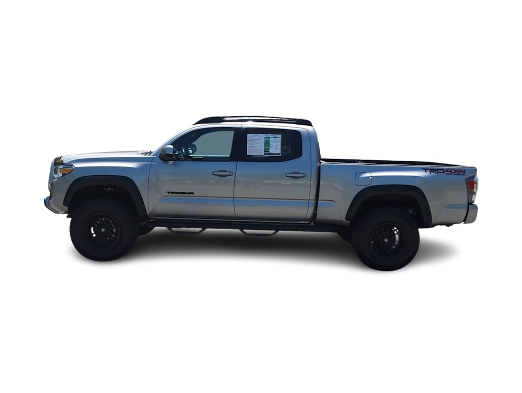 Thumbnail: 2021 Toyota Tacoma - 3