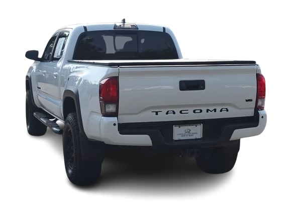 Thumbnail: 2019 Toyota Tacoma - 18