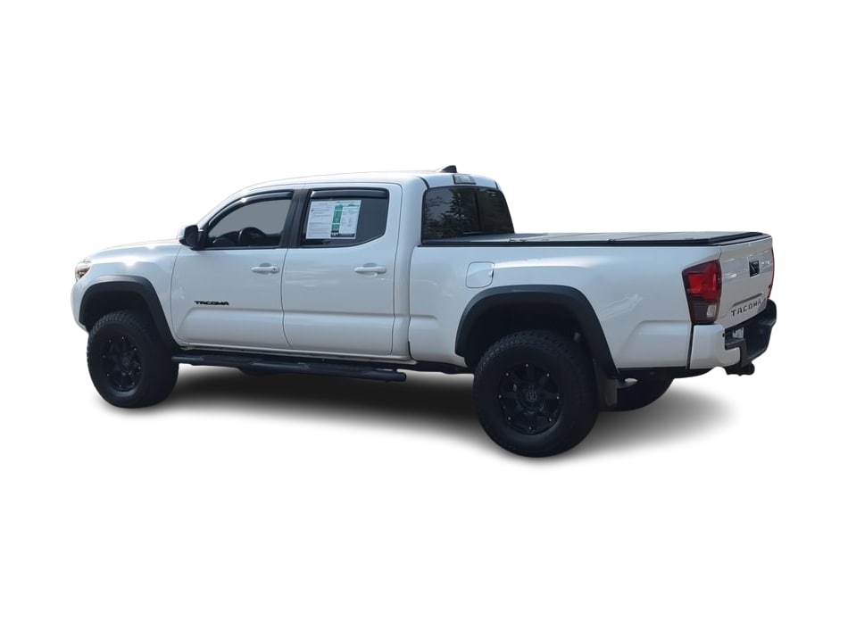 Thumbnail: 2019 Toyota Tacoma - 17