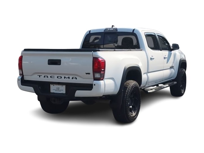 Thumbnail: 2019 Toyota Tacoma - 19