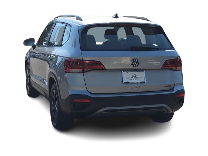 Thumbnail: 2022 Volkswagen Taos - 4