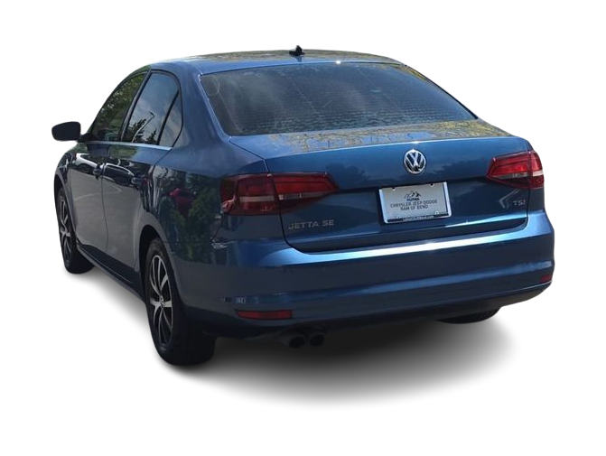 Thumbnail: 2017 Volkswagen Jetta - 4
