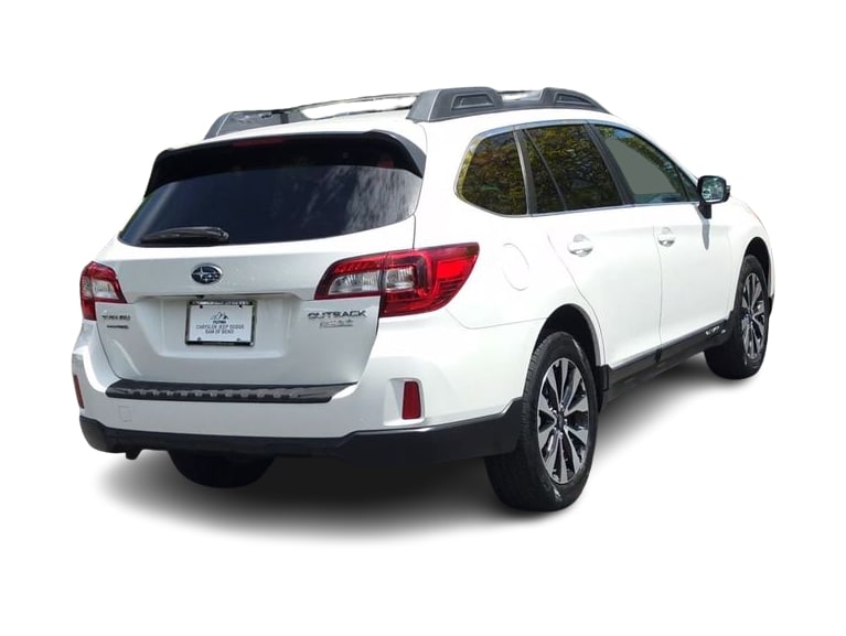 Thumbnail: 2015 Subaru Outback - 18