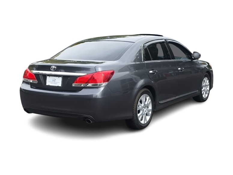 Thumbnail: 2011 Toyota Avalon - 18