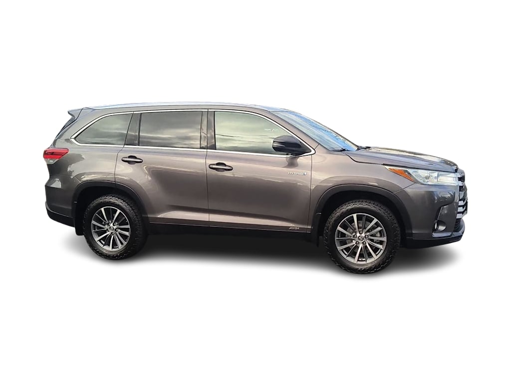 Thumbnail: 2019 Toyota Highlander - 15