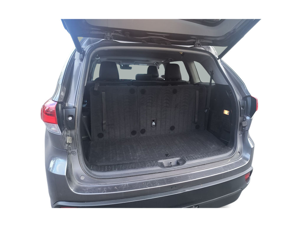 Thumbnail: 2019 Toyota Highlander - 14