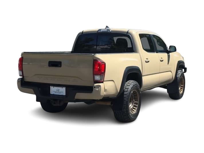 Thumbnail: 2018 Toyota Tacoma - 18