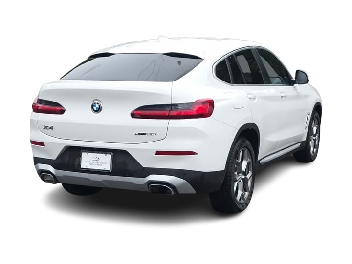 Thumbnail: 2025 BMW X4 - 17