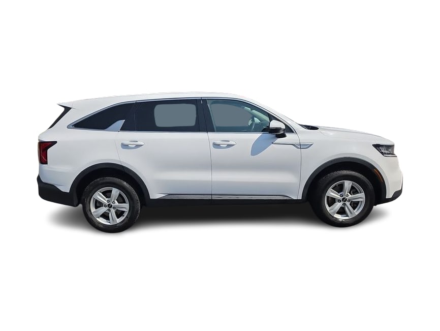 Thumbnail: 2022 Kia Sorento - 7