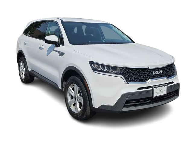 Thumbnail: 2022 Kia Sorento - 8