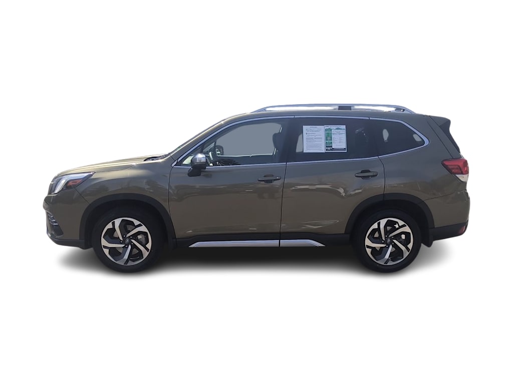 2023 Subaru Forester Touring 3