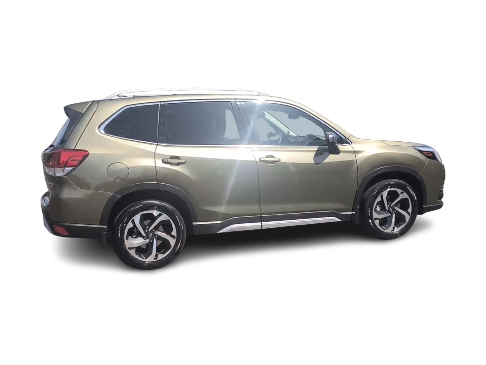 2023 Subaru Forester Touring 19