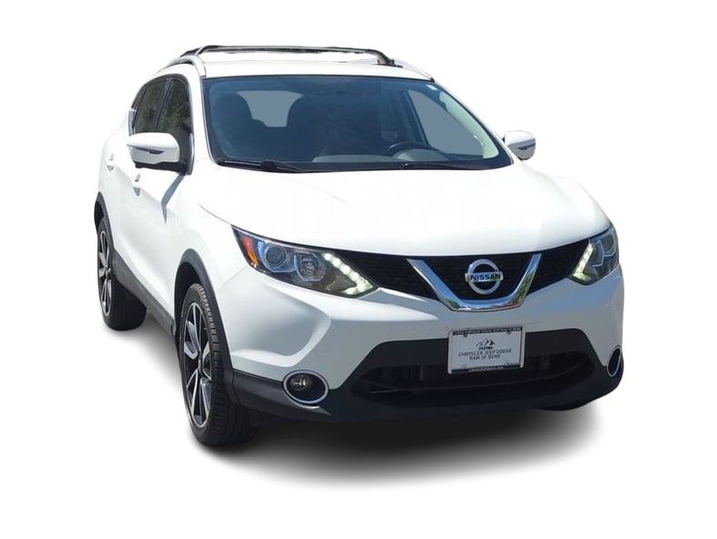 Thumbnail: 2017 Nissan Rogue Sport - 5