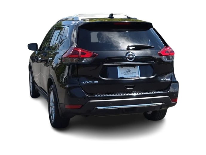 Thumbnail: 2019 Nissan Rogue - 17