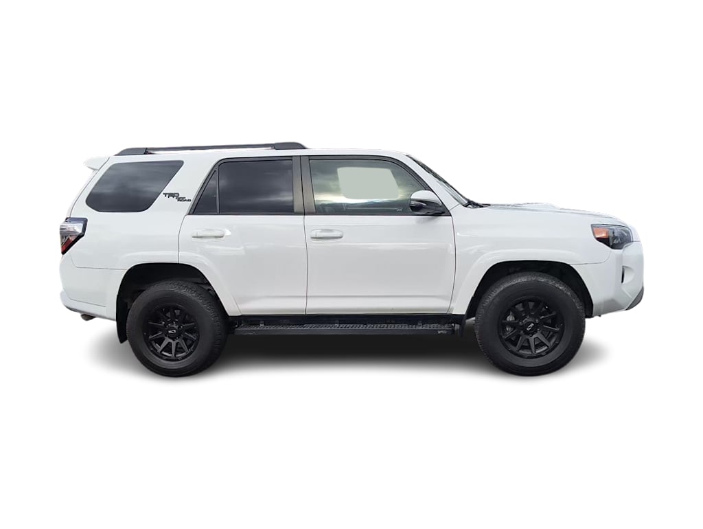 Thumbnail: 2021 Toyota 4Runner - 16