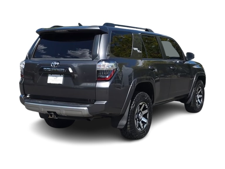 Thumbnail: 2021 Toyota 4Runner - 18