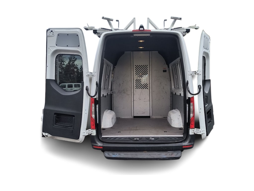 Thumbnail: 2023 Mercedes-Benz Sprinter - 21