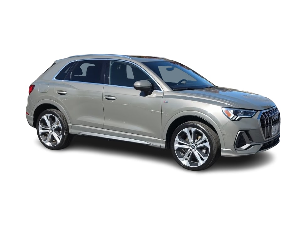 Thumbnail: 2020 Audi Q3 - 14