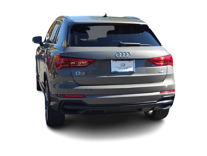 Thumbnail: 2020 Audi Q3 - 17