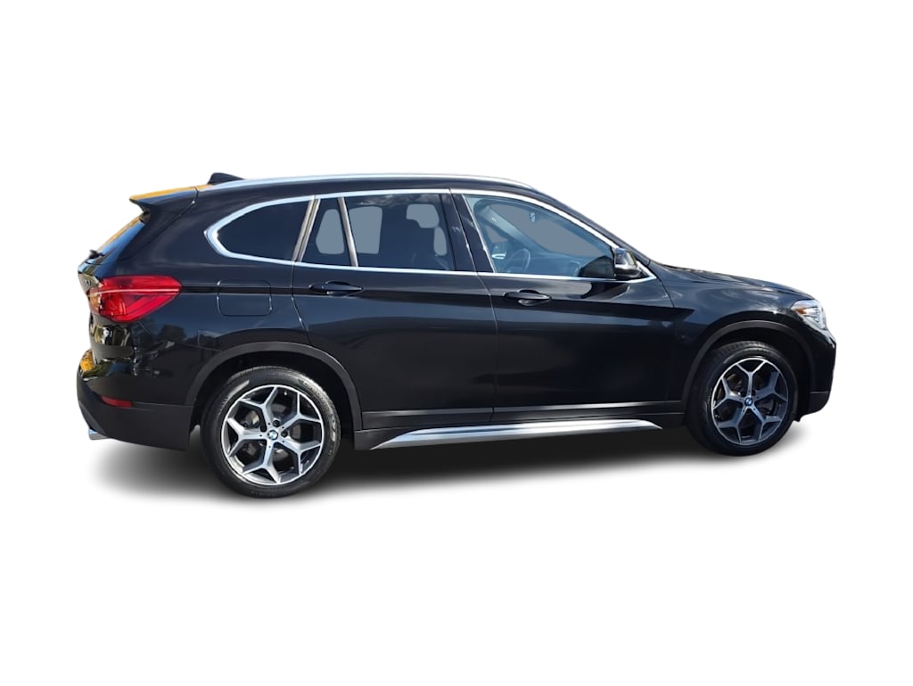 Thumbnail: 2018 BMW X1 - 19