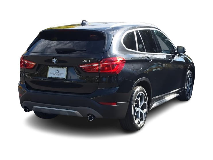 Thumbnail: 2018 BMW X1 - 18