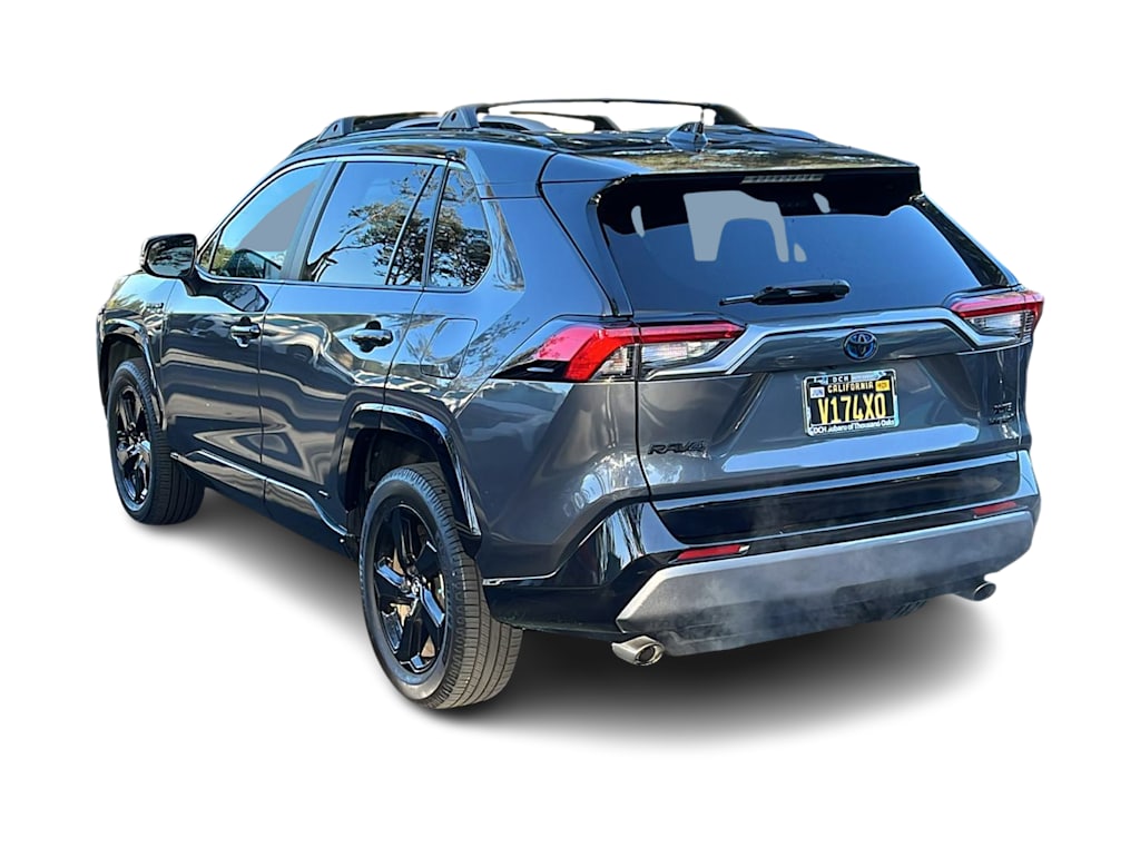 2020 Toyota RAV4 XSE 3