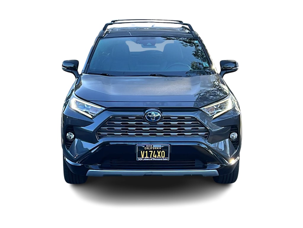 2020 Toyota RAV4 XSE 4