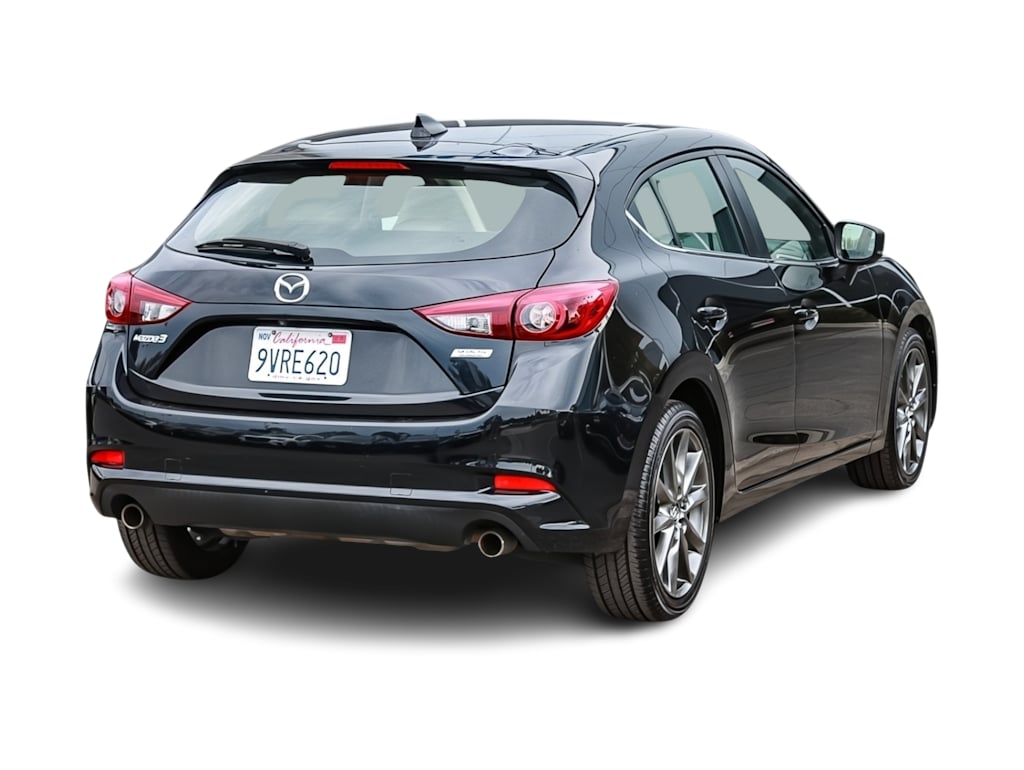 Thumbnail: 2018 Mazda Mazda3 - 20