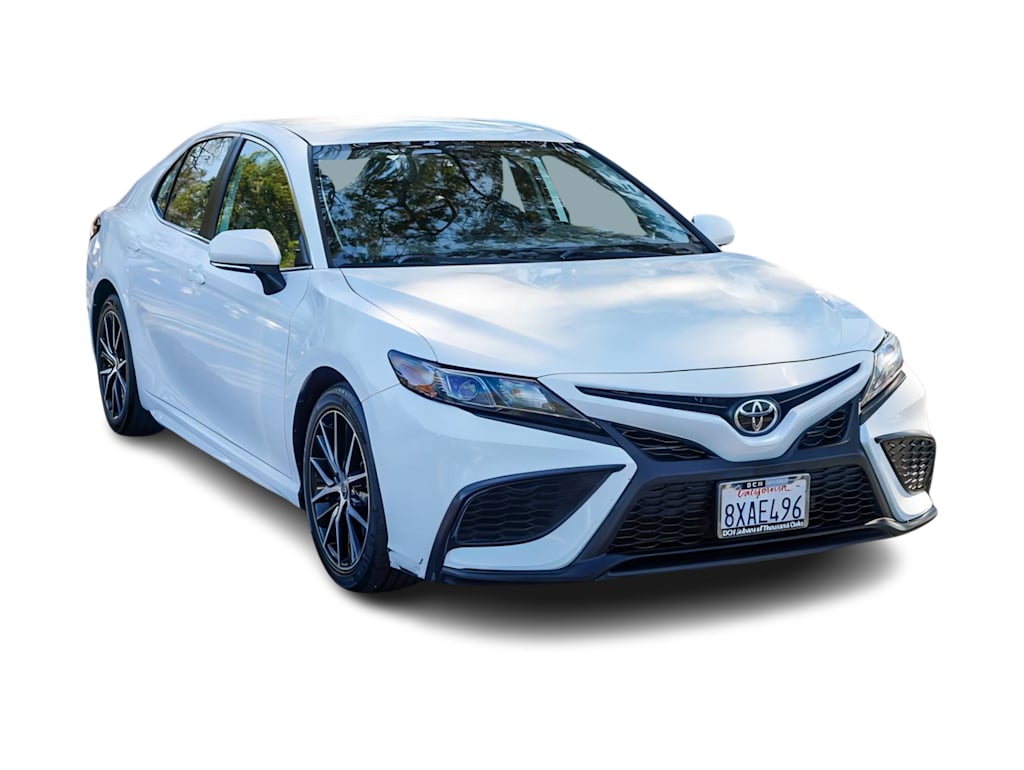 2022 Toyota Camry SE 17