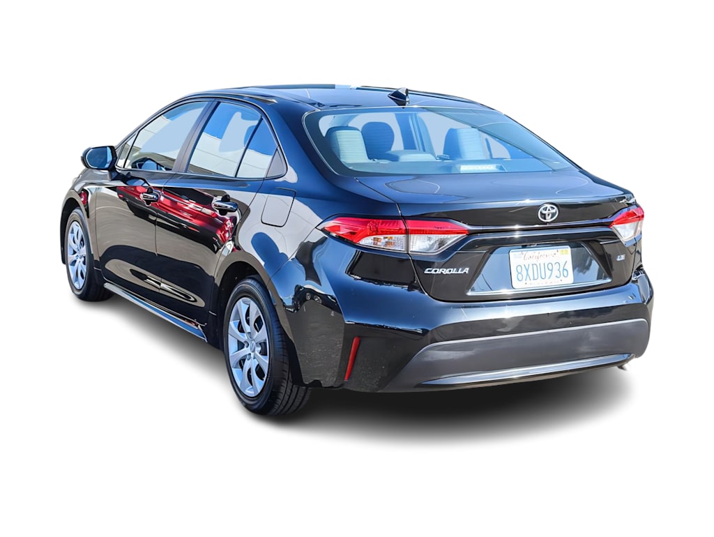 2022 Toyota Corolla LE 3