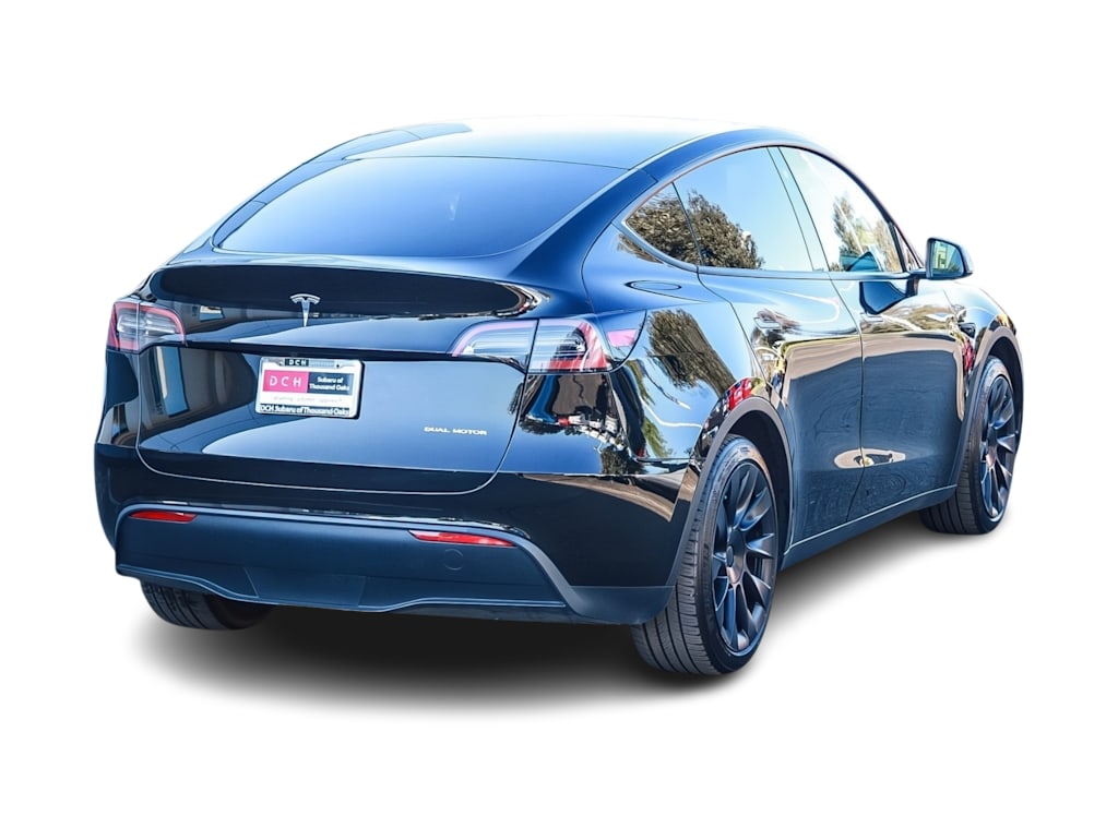 Thumbnail: 2023 Tesla Model Y - 16