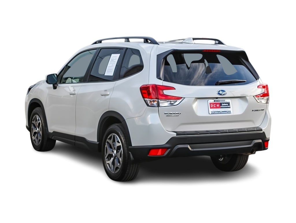 Thumbnail: 2023 Subaru Forester - 3
