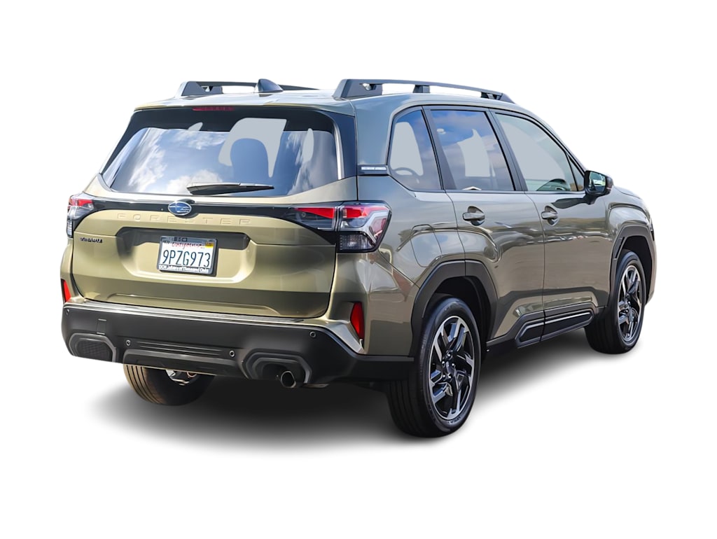 2025 Subaru Forester Limited 18