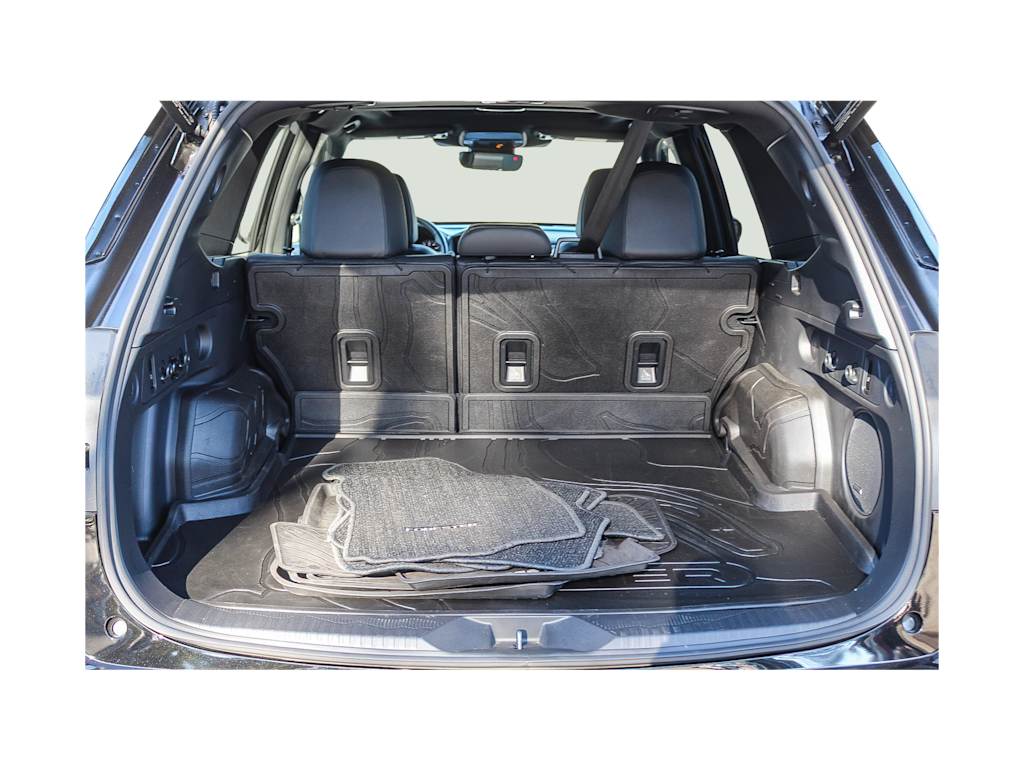 Thumbnail: 2025 Subaru Forester - 16