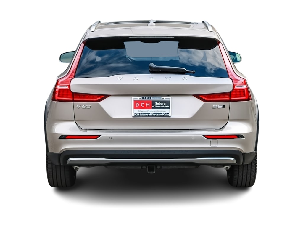 Thumbnail: 2025 Volvo V60 - 4