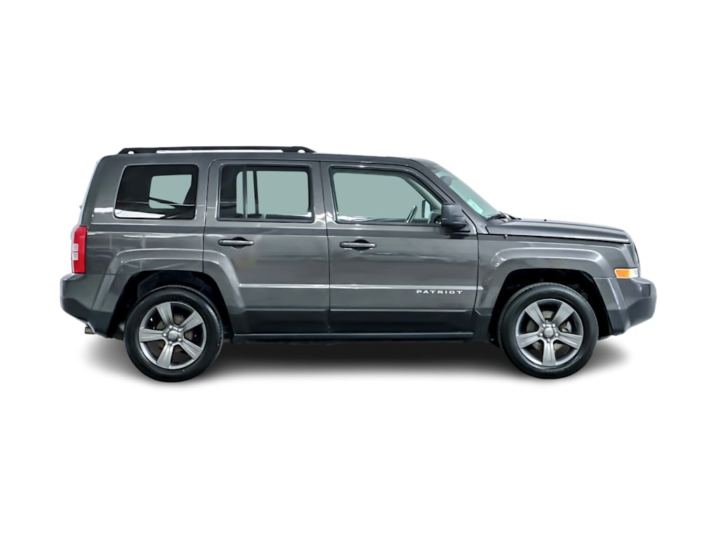 Thumbnail: 2014 Jeep Patriot - 18