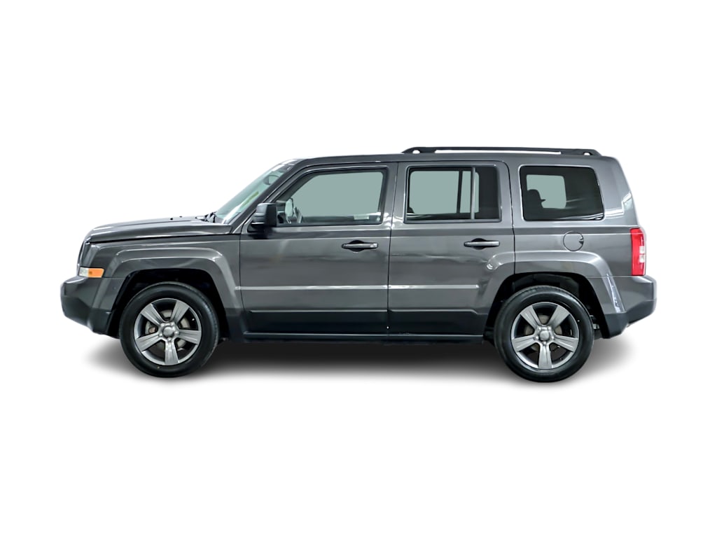 Thumbnail: 2014 Jeep Patriot - 3