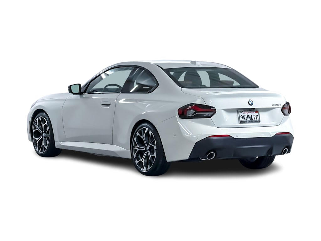 Thumbnail: 2025 BMW 2 Series - 4