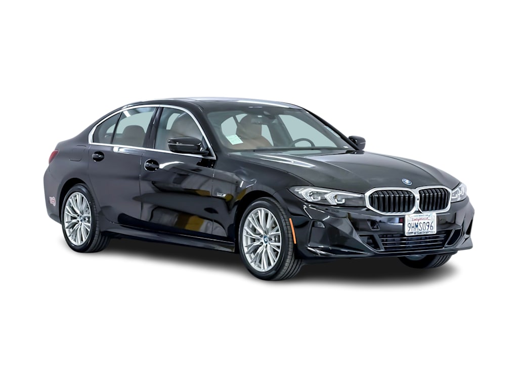 Thumbnail: 2023 BMW 3 Series - 19