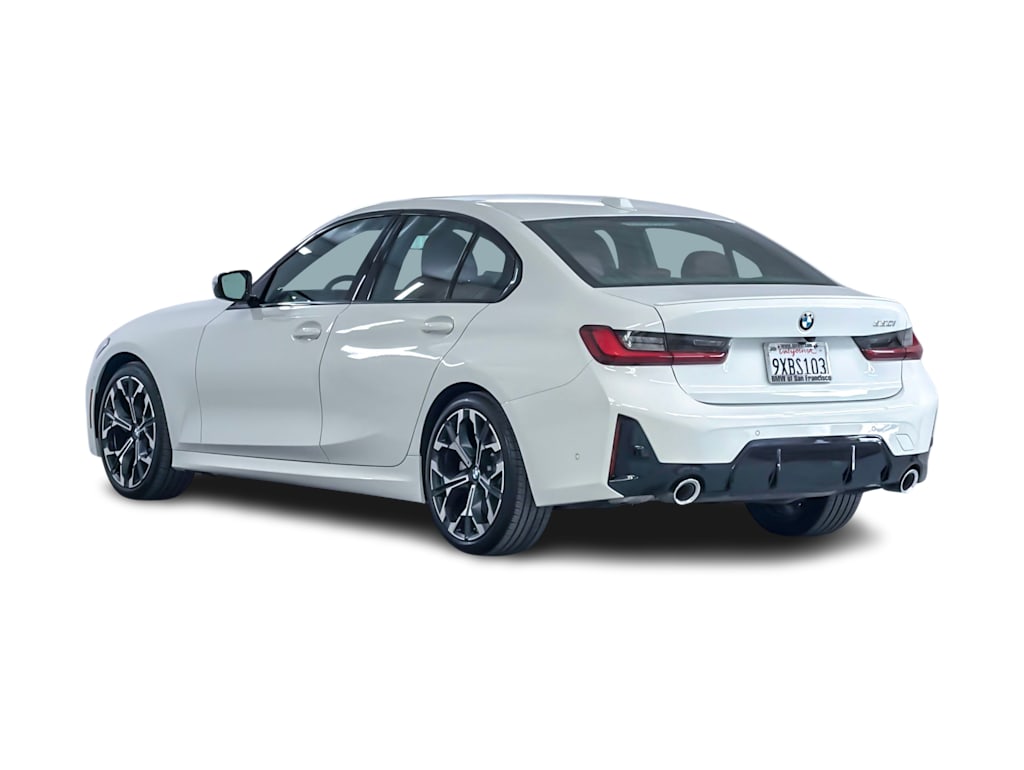 Thumbnail: 2026 BMW 3 Series - 4