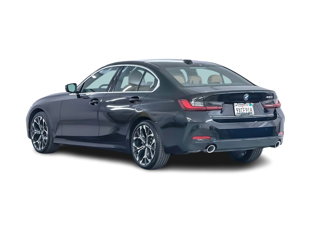 Thumbnail: 2026 BMW 3 Series - 4