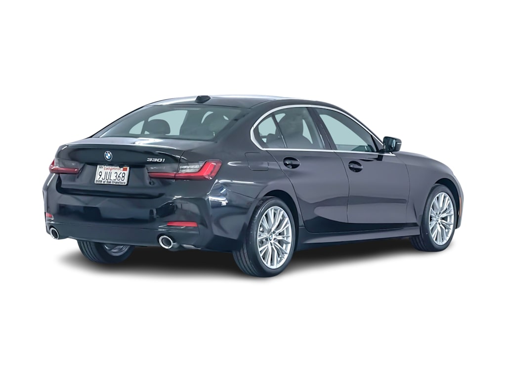 Thumbnail: 2024 BMW 3 Series - 17