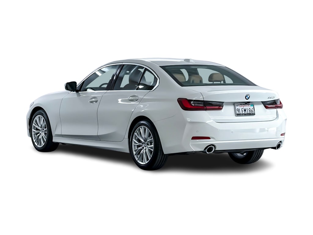Thumbnail: 2024 BMW 3 Series - 4