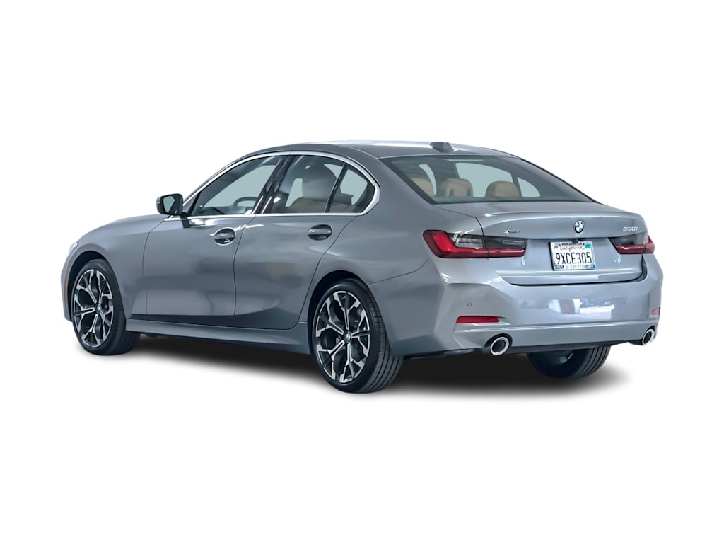 Thumbnail: 2026 BMW 3 Series - 4