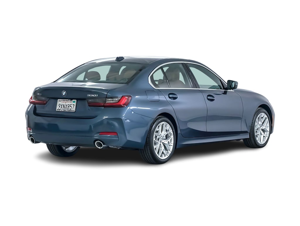 Thumbnail: 2026 BMW 3 Series - 18
