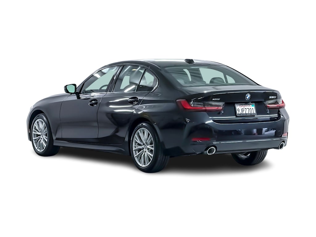 Thumbnail: 2023 BMW 3 Series - 4